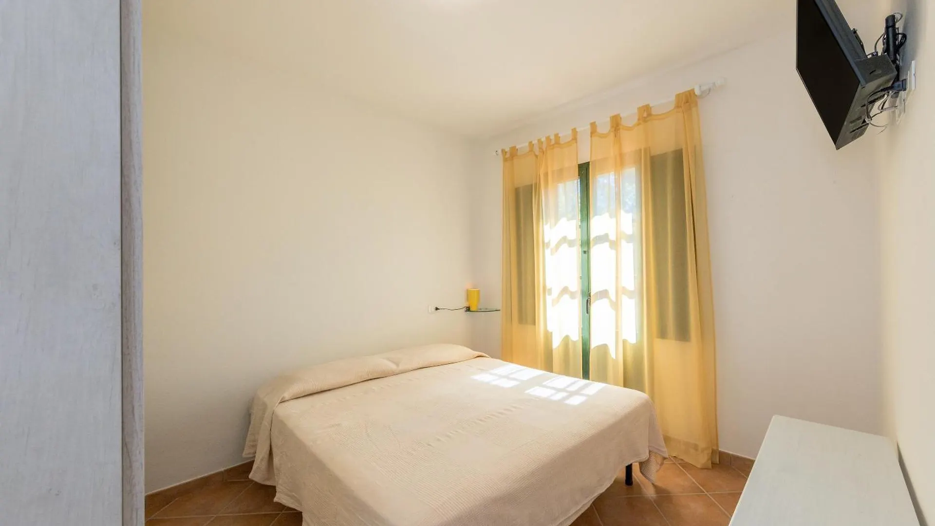 Relax In Toscana Con Piscina Castellina Marittima 0*,  Italia